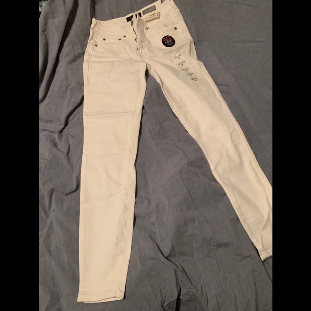 Size 4 Aeropostale High Waist Jegging NWT